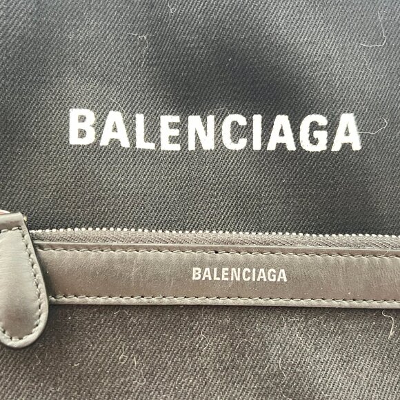 $1750 Authentic BALENCIAGA Made in ITALY Black Canvas Leather W/ Pouch Handbag - Picture 4 of 12